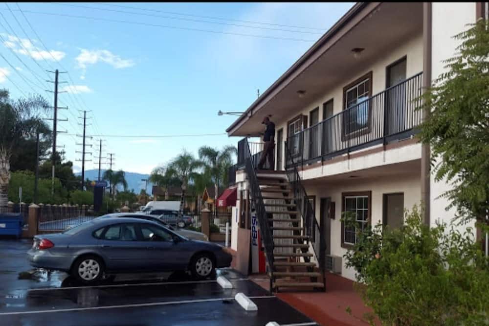 Colton Motel
