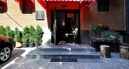 Elle Boutique Hotel