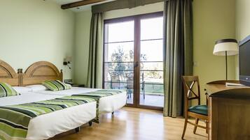 Suite júnior | Minibar, wifi gratuïta i roba de llit