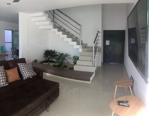 Hermosa Casa con Alberca Privada