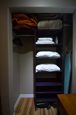 Suite, 1 Queen Bed with Sofa bed, Non Smoking | Room amenity - Hotel Suites del Sol (Tijuana)