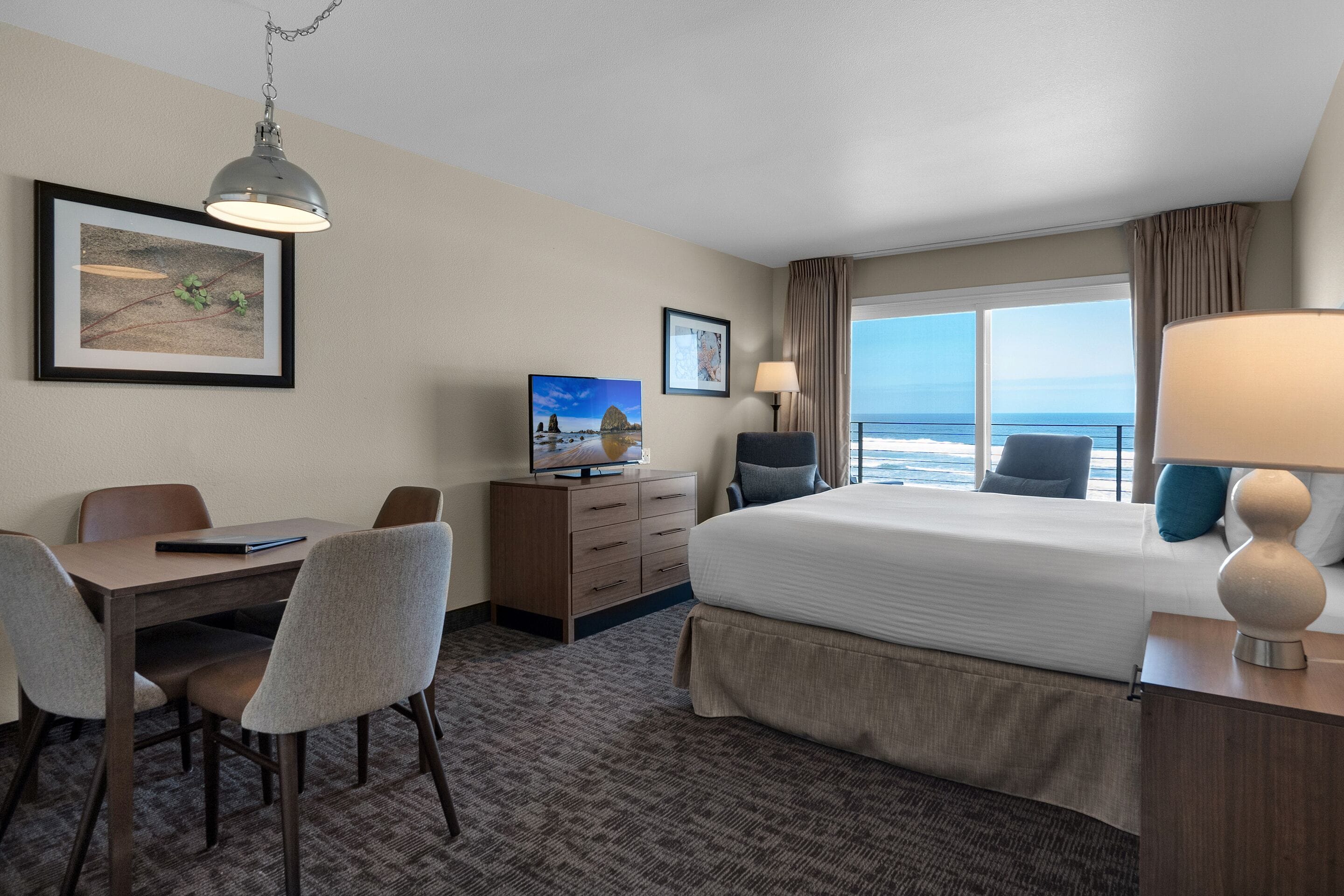 one bedroom suite with ocean view | 1 bedroom, blackout curtains, free wifi, bed sheets