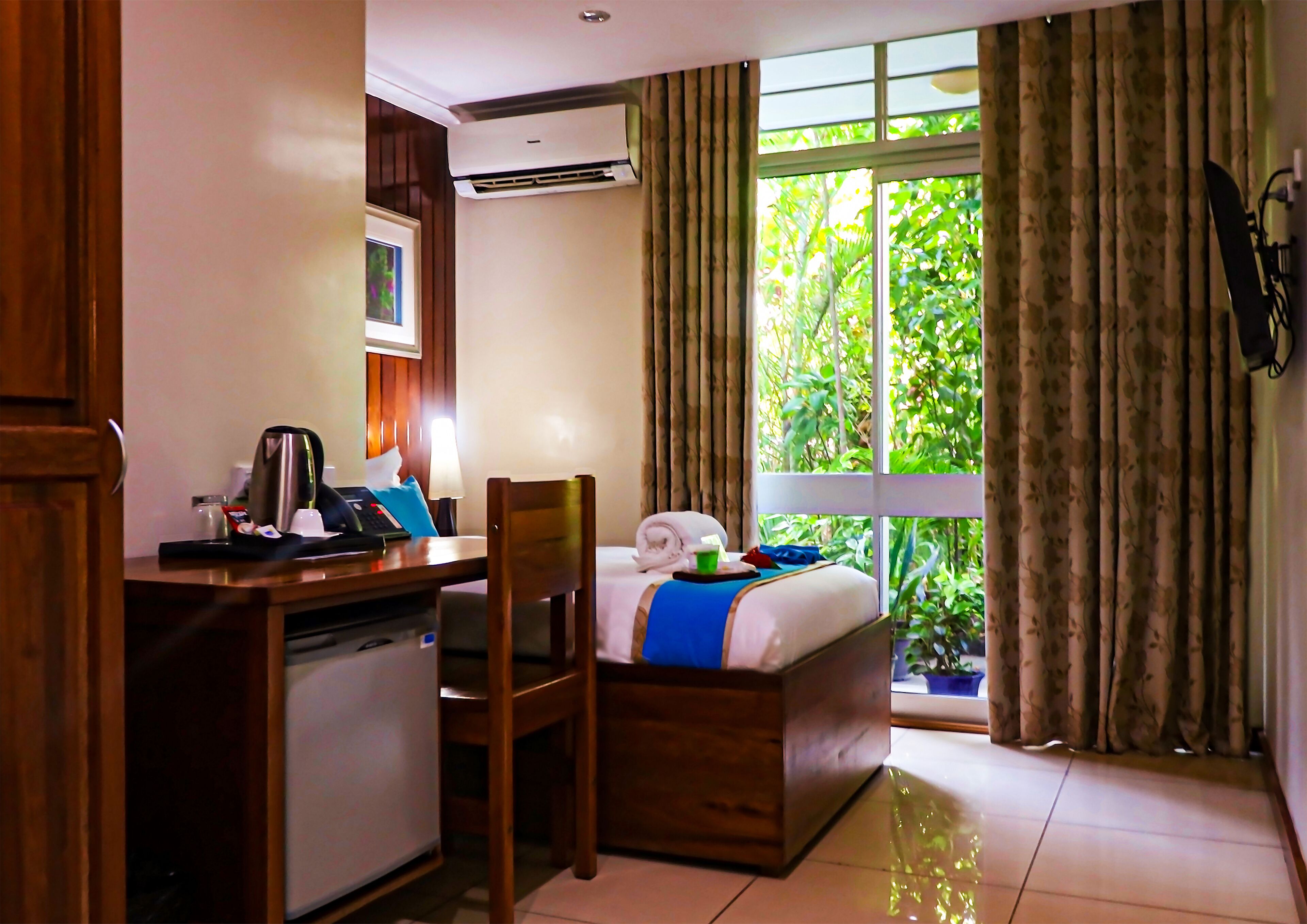 deluxe twin room | view from room