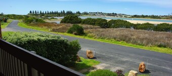3/6 Marina Townhouse - Riverfront