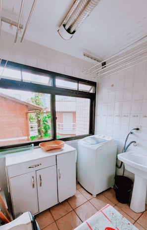 Interior - Beautiful apartment with Wi-Fi in Ubatuba. (Ubatuba)