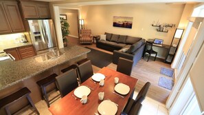 TV, video games, DVD player - Beach1. com - Beach House # 4 - Beachfront Wasanga Beach (Wasaga Beach)