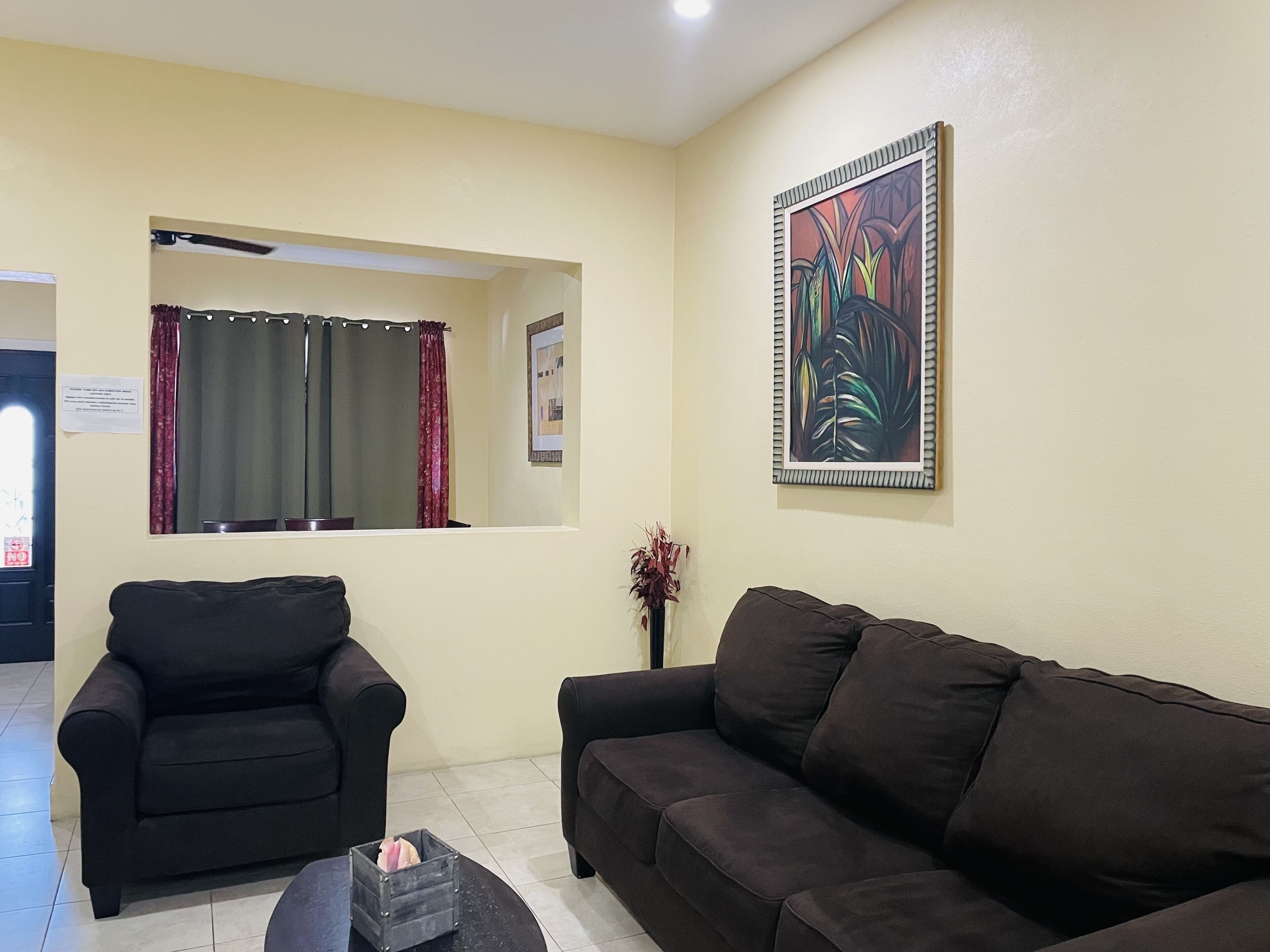 Cosy 2 Chambres, 2 Salles De Bains Juste à Côté De West Bay Street - Nassau