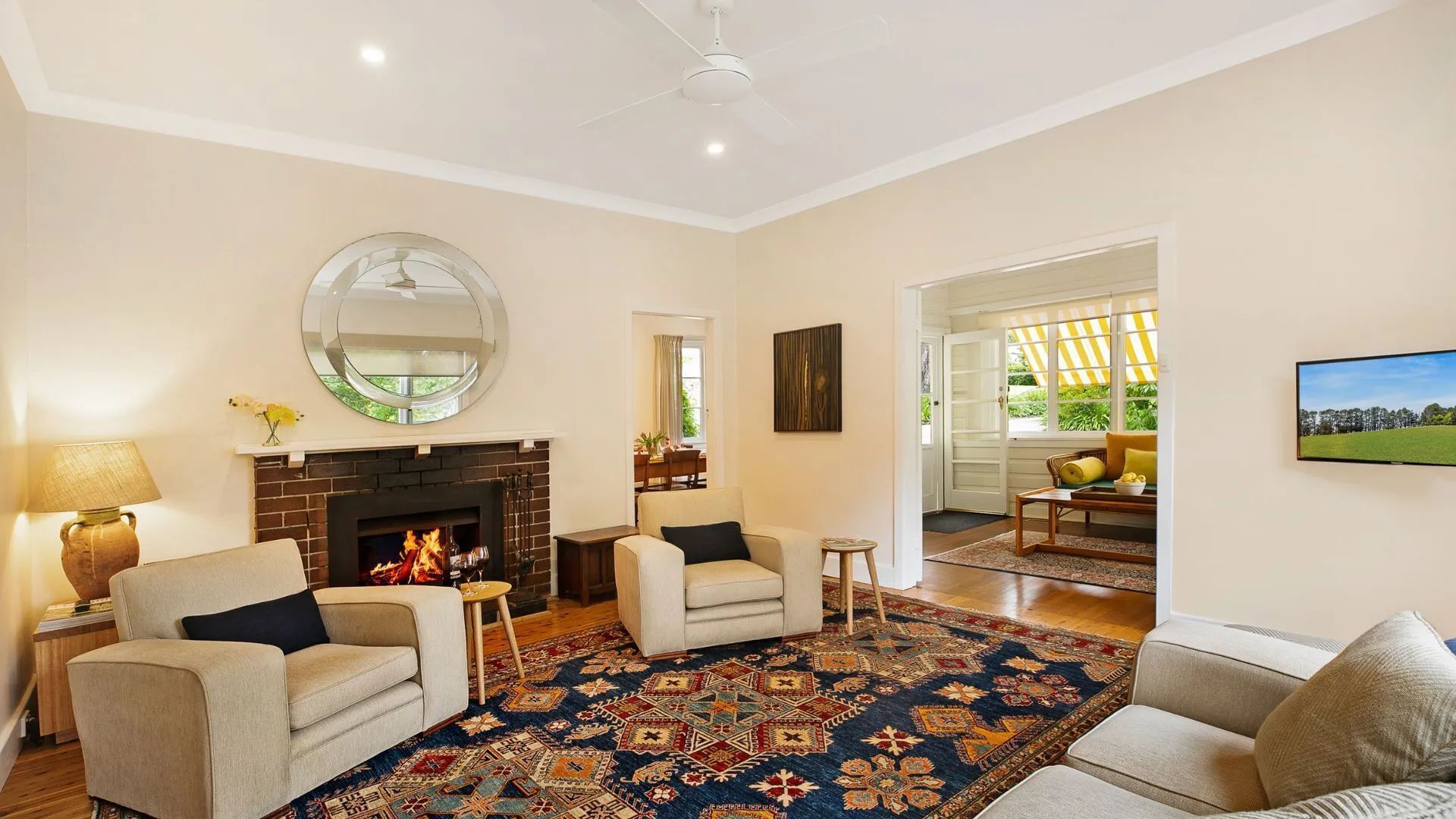 智能電視、壁爐