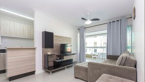 Apartemen (Aruba 202) | Ruang keluarga