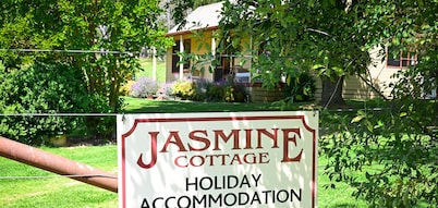 Victoria's High Country beautifully restored miners cottage in the Upper Murray.