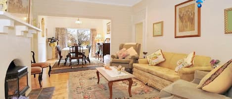 TV connectée, cheminée