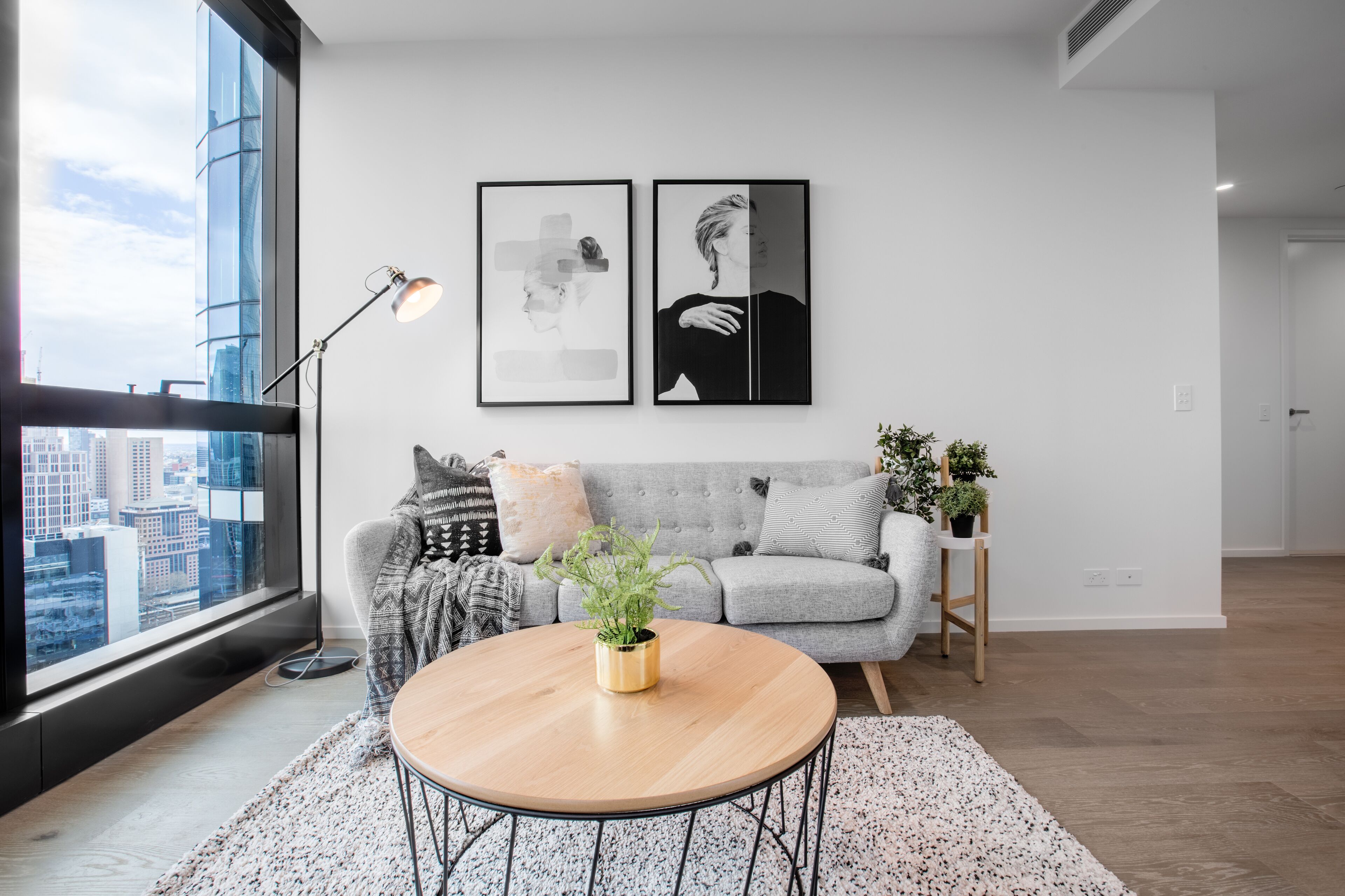 Live Perfect Experience with City View — image 6