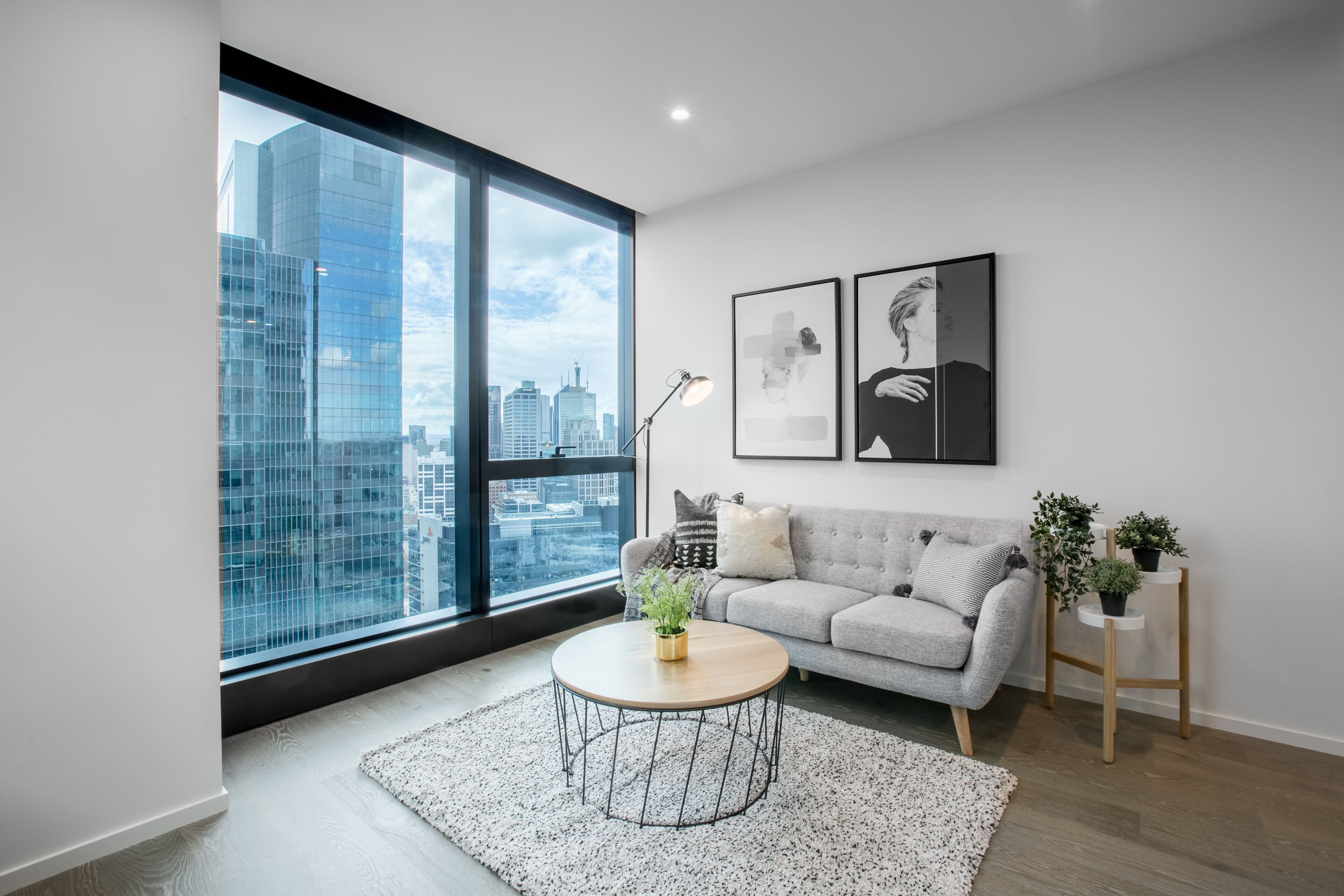 Live Perfect Experience with City View — image 7