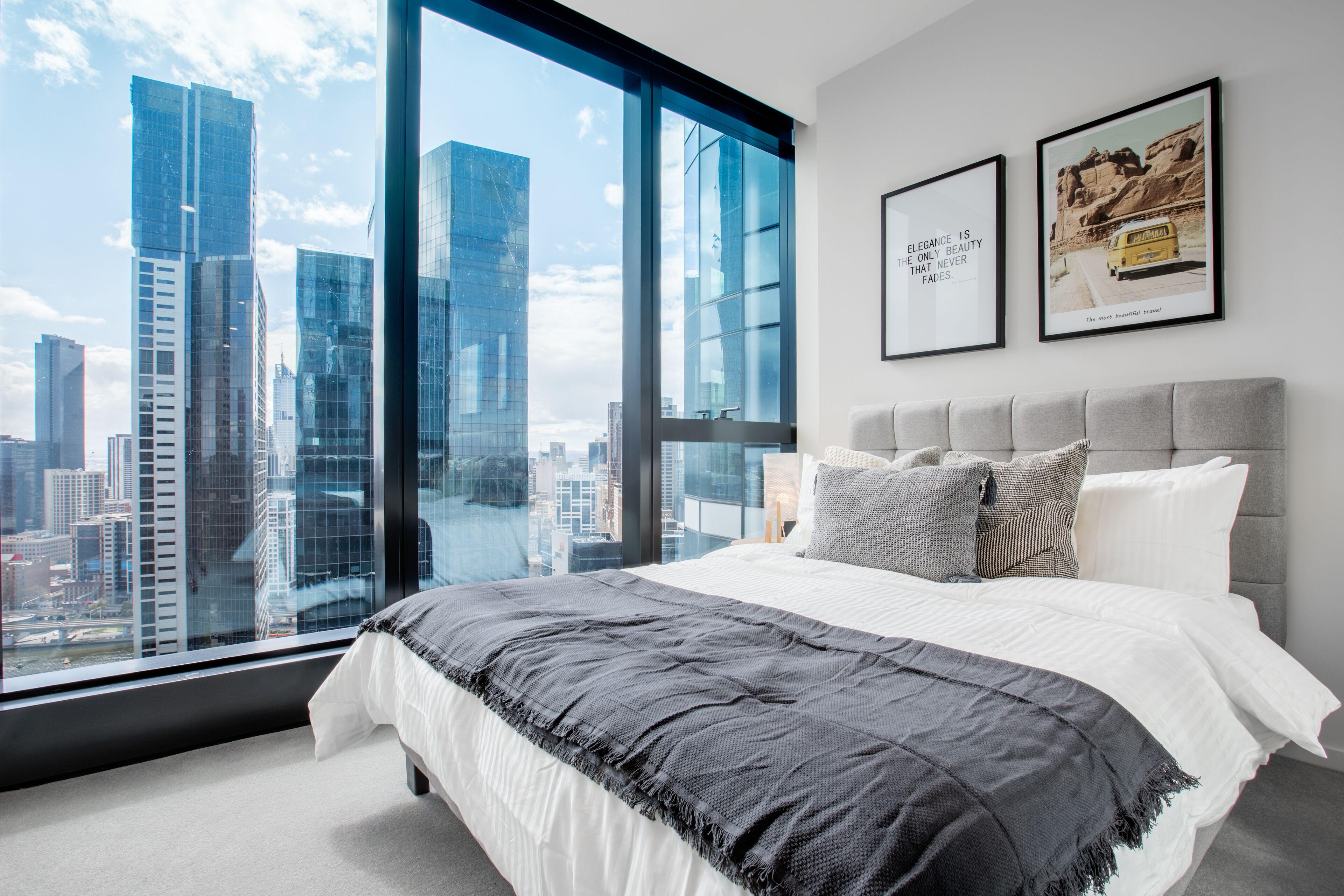 Live Perfect Experience with City View — image 14