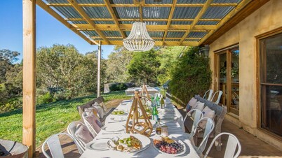 The Farmhouse — Relax in a rustic private sanctuary, pet and family friendly