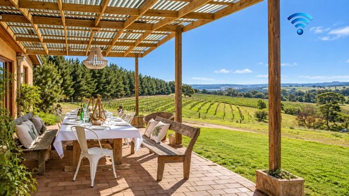 The Farmhouse — Relax in a rustic private sanctuary, pet and family friendly