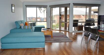2/6 Carnago Street - 'Benalta'