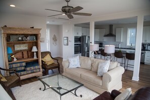 TV, fireplace, DVD player