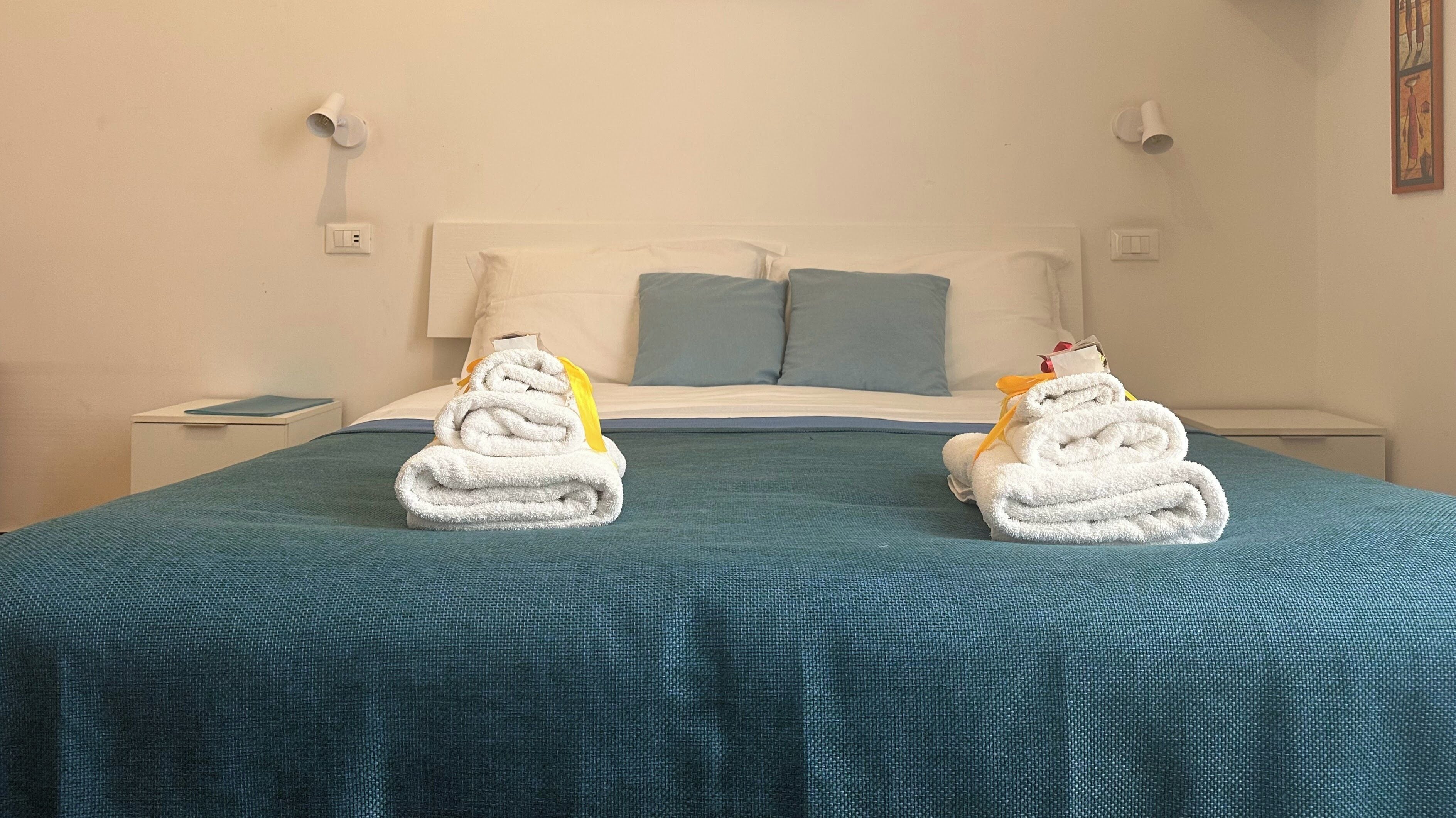 Classic Double Room, Private Bathroom (external) | Premium bedding, down comforters, in-room safe, desk