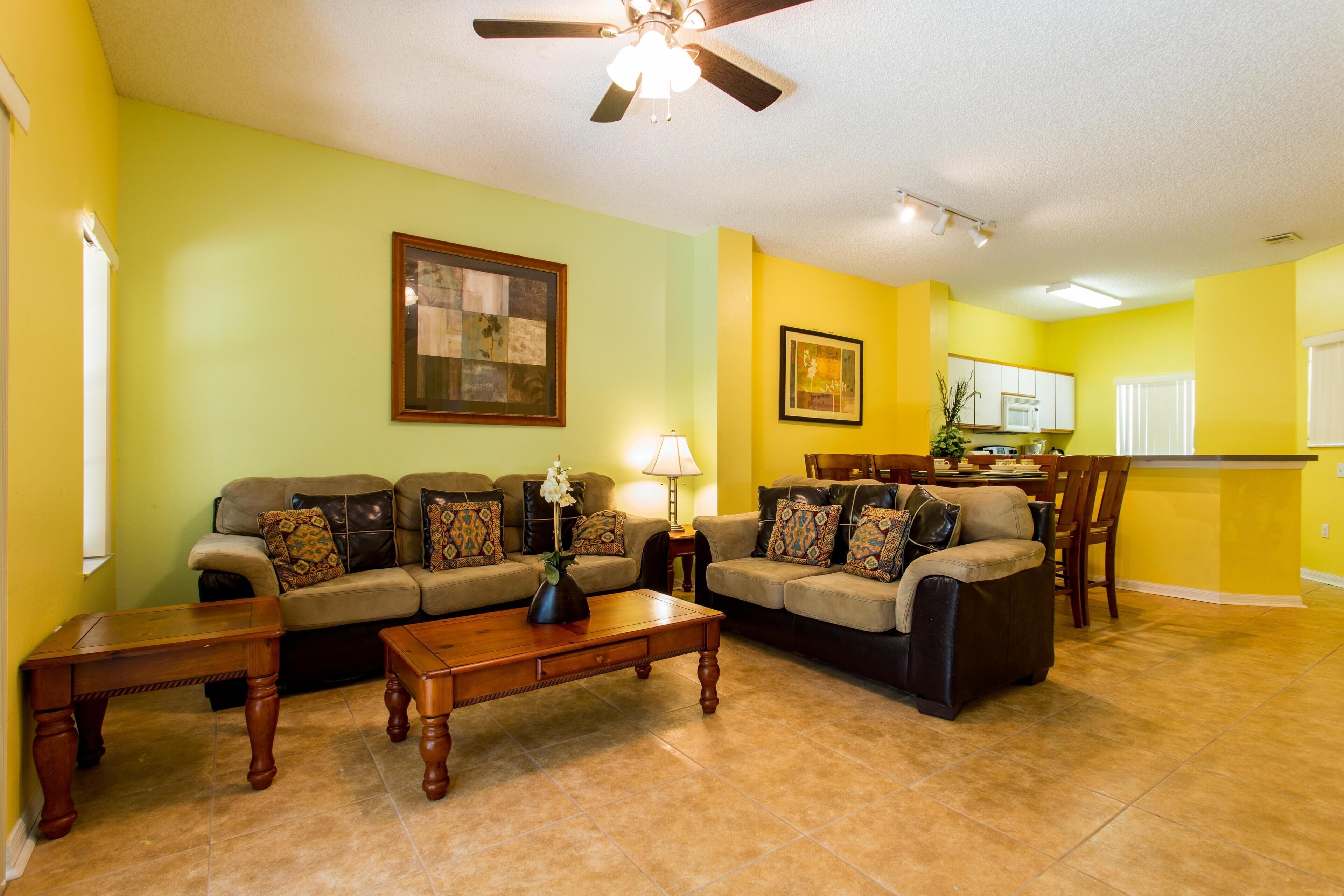 Close to Disney 3 bedroom 2.5 bath-Unit 18 Emerald