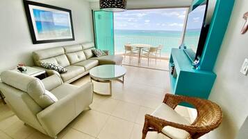 Smart TV, DVD player, video library