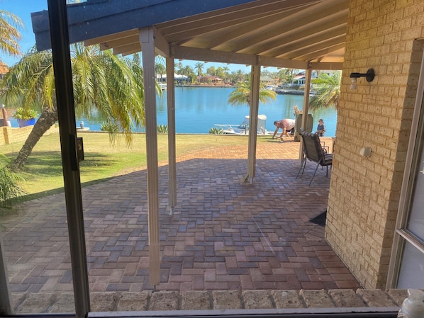 Interior - The Canal House (Mandurah)