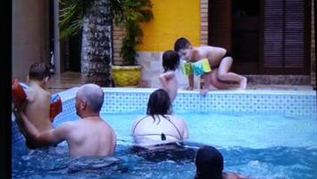 Piscina a l'aire lliure