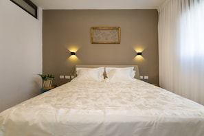 3 Schlafzimmer, schallisolierte Zimmer, WLAN, Bettwäsche