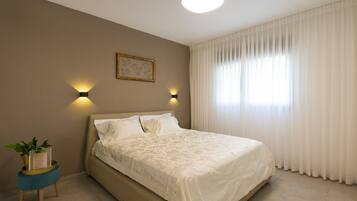 3 Schlafzimmer, schallisolierte Zimmer, WLAN, Bettwäsche