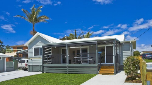 Seaview Beach House Complex