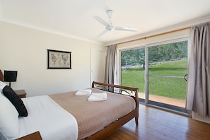 4 Schlafzimmer, Bügeleisen/Bügelbrett, kostenloses WLAN, Bettwäsche