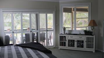 3 bedrooms, iron/ironing board, travel cot, free WiFi