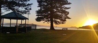 C'EST LA VIE: Vues panoramiques. lit et petit-déjeuner