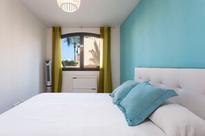 1 dormitori, planxa i posts de planxar, wifi gratuïta i roba de llit