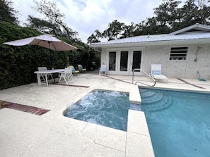 Piscina externa, piscina aquecida