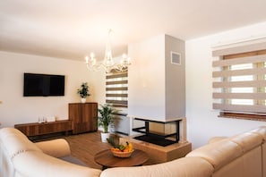 TV, fireplace, DVD player, table football