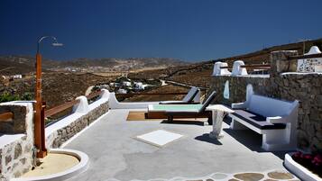 Villa, 2 Bedrooms | Terrace/patio