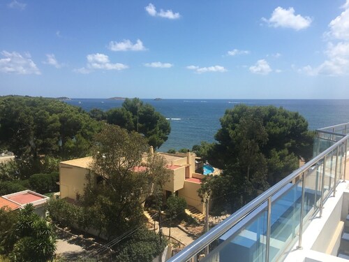 Superb 2 Bedroom Apartment In The Beautiful Area Of Santa Eulalia Ibizia