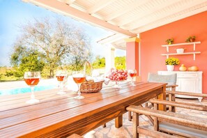 Outdoor dining - Beach Villa Joanna - Luxury Villa rental in Corfu, Greece (Acharavi)