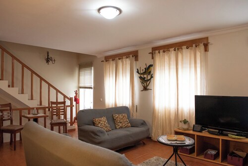 Spacious house in Angra do Heroísmo, Terceira Island. Azores