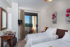 5 Schlafzimmer, Bügeleisen/Bügelbrett, Reisekinderbett, kostenloses WLAN