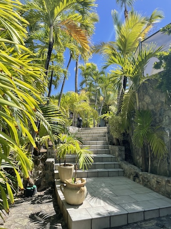 Exterior. Residence Adam & Eve