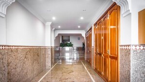 Lobby - Rooms & Suites Loft 2G - Arrecife, Lanzarote (Arrecife)