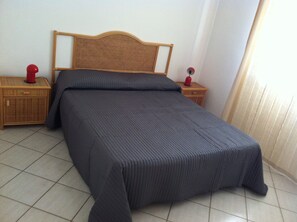 2 soverom, strykejern/-brett, wi-fi (inkludert) og sengetøy