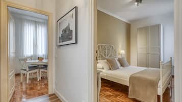 1 Schlafzimmer, Zimmersafe, Bügeleisen/Bügelbrett, Reisekinderbett