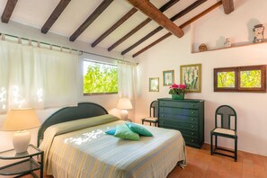 2 sovrum, strykjärn/strykbräda, resesäng och gratis wi-fi