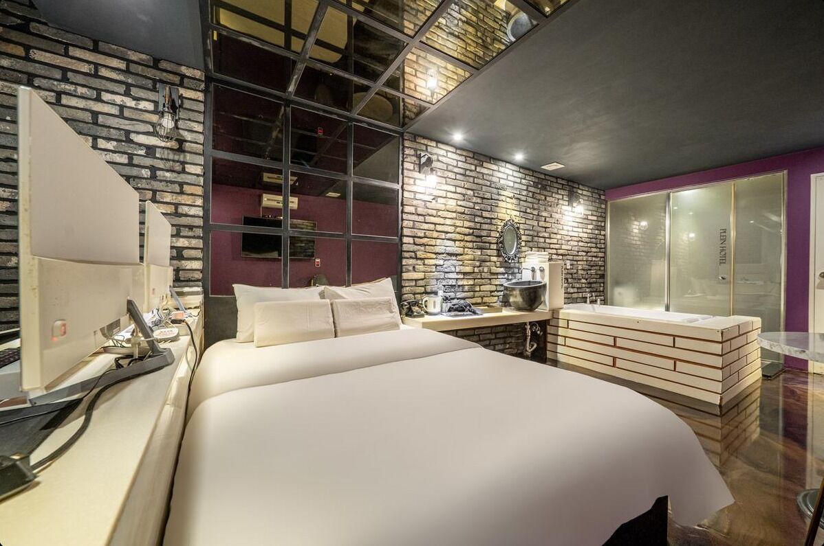 Suite de lujo | Cortinas blackout, wifi gratis y ropa de cama 