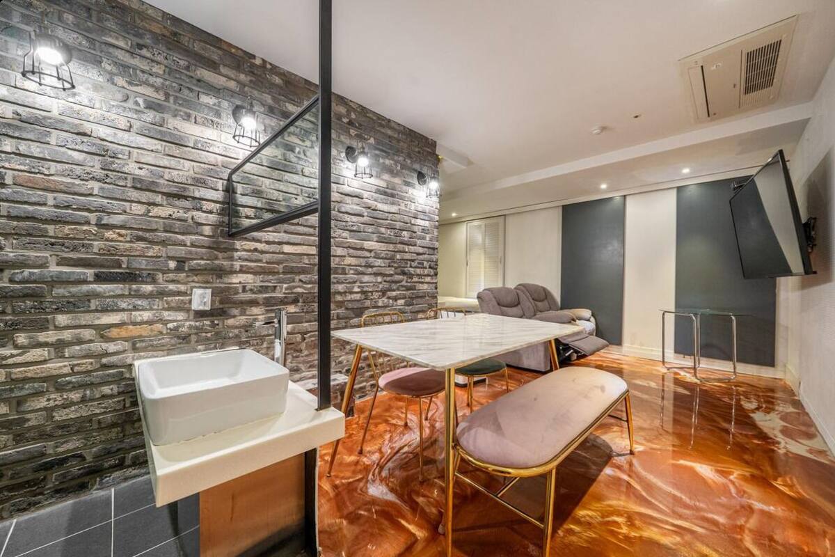Habitación familiar doble (Holiday) | Cortinas opacas, wifi gratis, ropa de cama