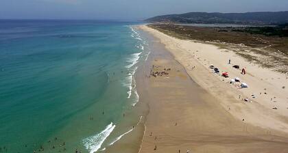 Stone house at 14km Razo beach and 4km Carballo