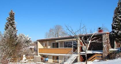 Ferienwohnung mit Terrasse und Grillinsel
